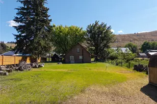 821 Riverside St, Winthrop, WA 98862 - Photo 10