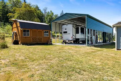 29427 Orting Kapowsin Highway E, Graham, WA 98338 - Photo 28