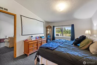 29427 Orting Kapowsin Highway E, Graham, WA 98338 - Photo 20