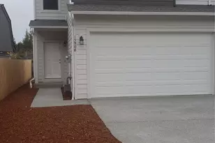 15908 39th Ave E, Tacoma, WA 98446 - Photo 2