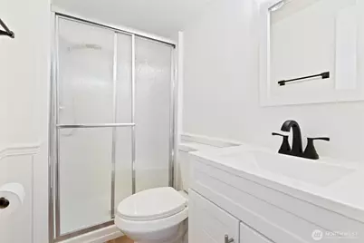 8060 NE Seawind Ave, Poulsbo, WA 98370 - Photo 18