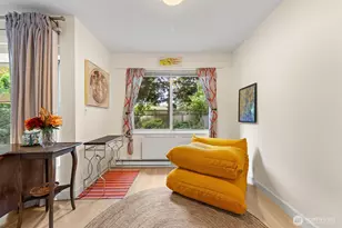 11515 Greenwood Ave N, Seattle, WA 98133 - Photo 8