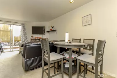 1426 S 308th Lane, Federal Way, WA 98003 - Photo 2