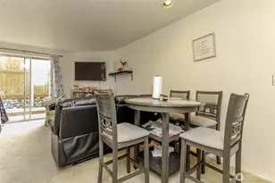1426 S 308th Ln, Federal Way, WA 98003 - Photo 2