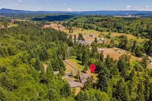 402 Troy Dr SE, Centralia, WA 98531 - Photo 2