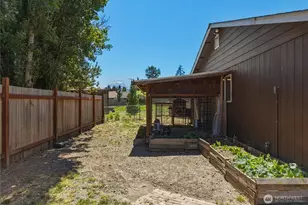 506 Calistoga St W, Orting, WA 98360 - Photo 38
