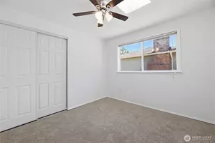 506 Calistoga St W, Orting, WA 98360 - Photo 34