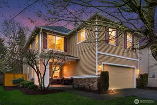 2016 250th Pl SE, Sammamish, WA 98075 - Photo 2