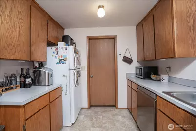 1404 103rd Street E, Tacoma, WA 98445 - Photo 12