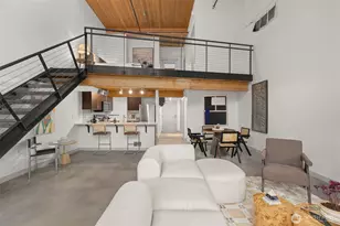 401 9th Ave N, Seattle, WA 98109 - Photo 12
