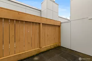 401 9th Ave N, Seattle, WA 98109 - Photo 22