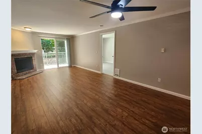 10014 NE 127th Place #A-103, Kirkland, WA 98034 - Photo 4