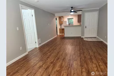 10014 NE 127th Place #A-103, Kirkland, WA 98034 - Photo 6
