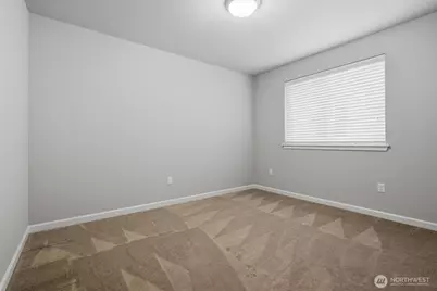 3890 Portside Drive, Bremerton, WA 98312 - Photo 32