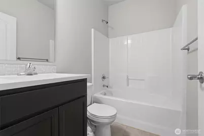 3890 Portside Drive, Bremerton, WA 98312 - Photo 6