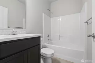 3890 Portside Dr, Bremerton, WA 98312 - Photo 6
