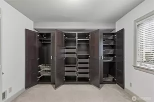 102 Galer St, Seattle, WA 98109 - Photo 10