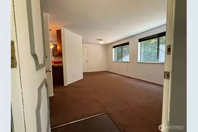 13921 217th Avenue SE, Issaquah, WA 98027 - Photo 2