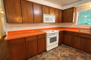 13921 217th Ave SE, Issaquah, WA 98027 - Photo 8