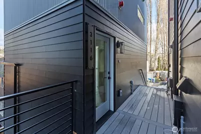 3116 Queen Anne Avenue N, Seattle, WA 98119 - Photo 18