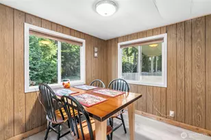 590 Ocean View Dr, Oak Harbor, WA 98277 - Photo 10