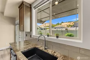 1018 Racine Spgs Dr, Wenatchee, WA 98801 - Photo 18