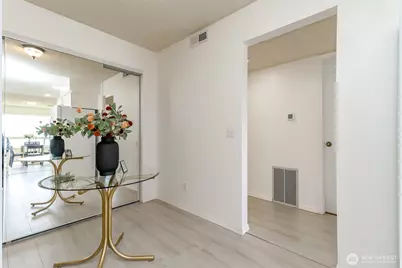 525 Broadway #302, Tacoma, WA 98402 - Photo 18