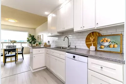 525 Broadway #302, Tacoma, WA 98402 - Photo 16