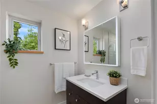 8625 30th Ave SW, Seattle, WA 98126 - Photo 20