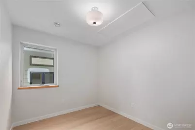 8625 30th Avenue SW, Seattle, WA 98126 - Photo 24