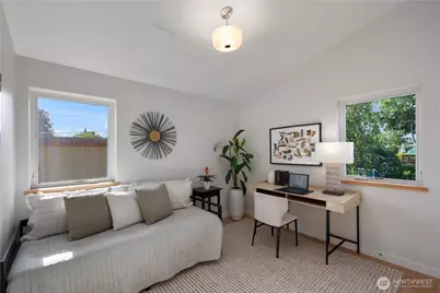 8625 30th Avenue SW, Seattle, WA 98126 - Photo 10
