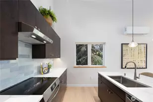 8625 30th Ave SW, Seattle, WA 98126 - Photo 18