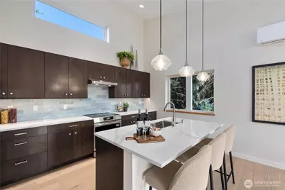 8625 30th Avenue SW, Seattle, WA 98126 - Photo 14