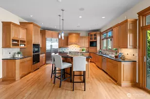 454 West LK Sammamish Pkwy NE, Bellevue, WA 98008 - Photo 10