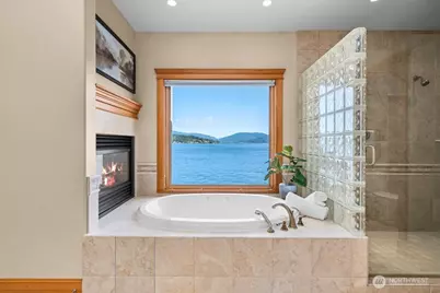 454 W Lake Sammamish Parkway NE, Bellevue, WA 98008 - Photo 16