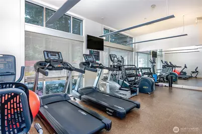 159 Denny Way #214, Seattle, WA 98109 - Photo 2