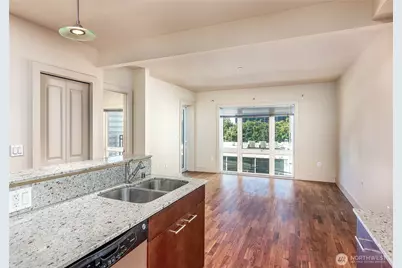 159 Denny Way #214, Seattle, WA 98109 - Photo 8