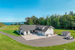 2115 Chinook Ridge Ln, Oak Harbor, WA 98277 - Photo 1