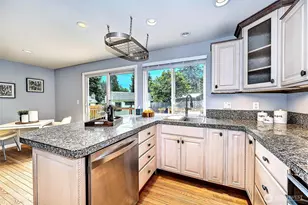 12815 98th Pl NE, Kirkland, WA 98034 - Photo 10