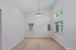 8623 30th Ave SW, Seattle, WA 98126 - Photo 4