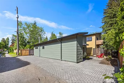 8623 30th Avenue SW, Seattle, WA 98126 - Photo 12