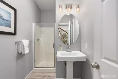 633 Klickitat Place NE, Bainbridge Island, WA 98110 - Photo 22