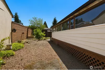 15905 Highway 99 #48, Lynnwood, WA 98087 - Photo 20