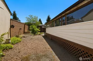 15905 Hwy 99, Lynnwood, WA 98087 - Photo 20