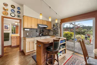 5375 Shore Meadow Road, Freeland, WA 98249 - Photo 10