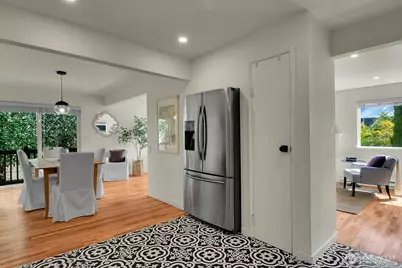 2353 Federal Avenue E, Seattle, WA 98102 - Photo 8
