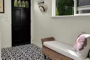 2353 Federal Ave E, Seattle, WA 98102 - Photo 12