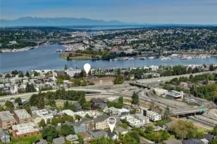 2353 Federal Ave E, Seattle, WA 98102 - Photo 22