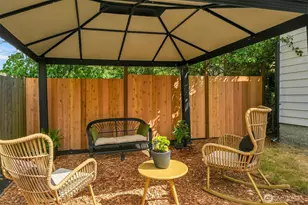 2353 Federal Ave E, Seattle, WA 98102 - Photo 20