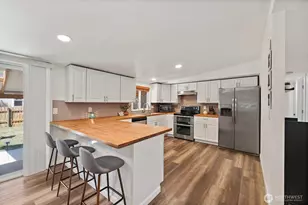 9522 203rd Ave E, Bonney Lake, WA 98391 - Photo 10
